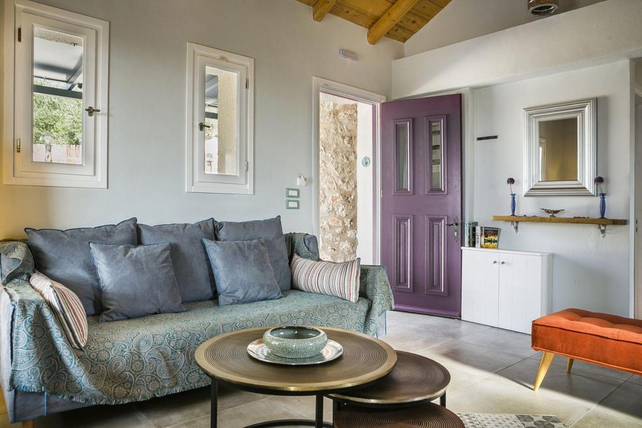 Aelia Cottage Manganos Exterior photo